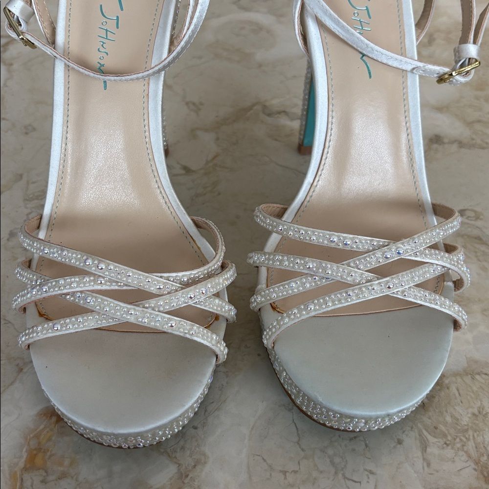 Betsey Johnson White Aden Platform Dress Heeled Sandals Ankle Strap Faux Pearls - Picture 8 of 13